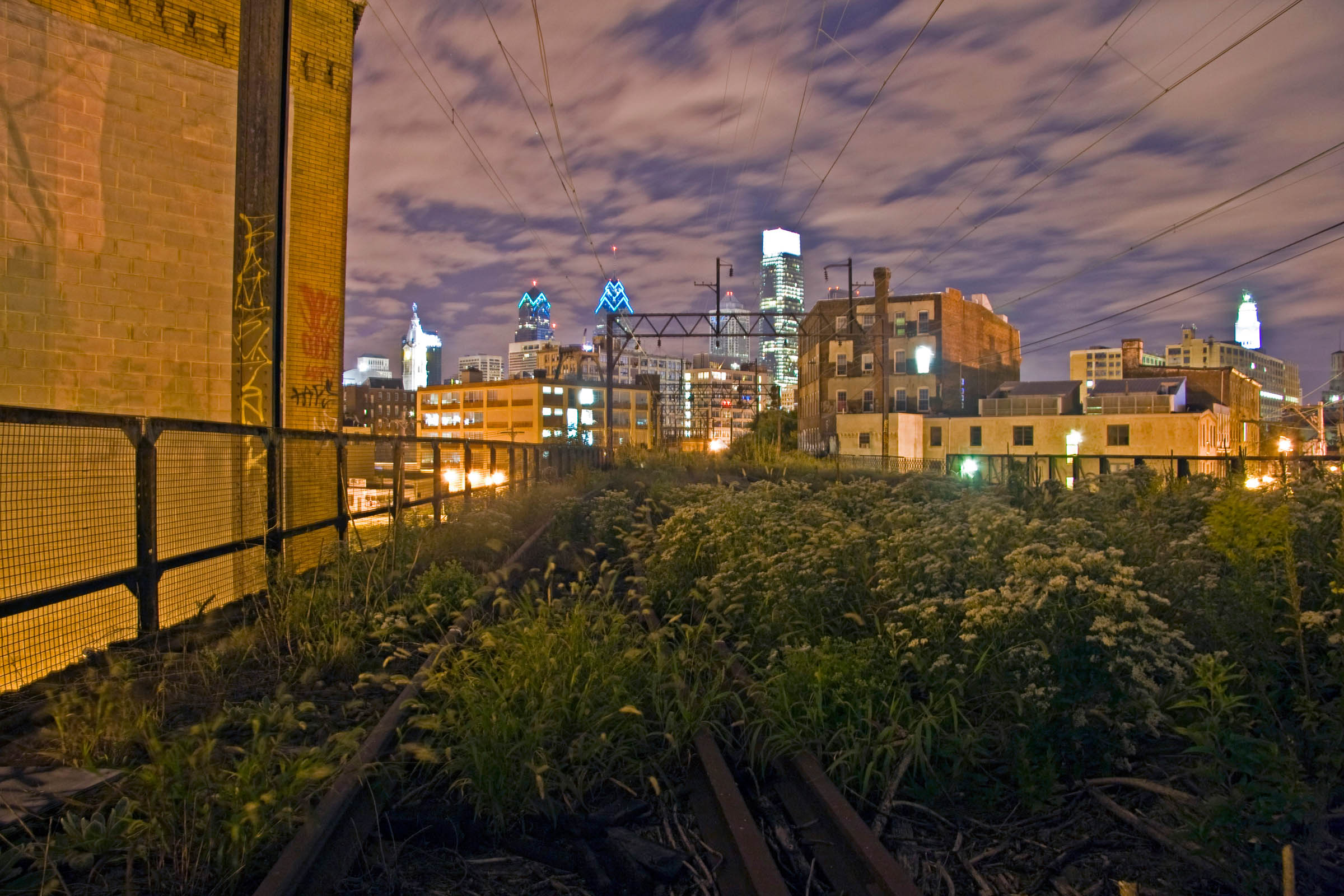 Night photo of the Philadelphia skyline, 2009.